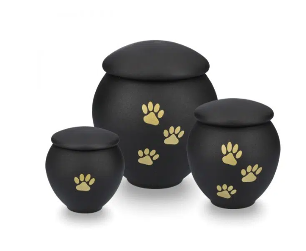 Aromatic Ceder Urn