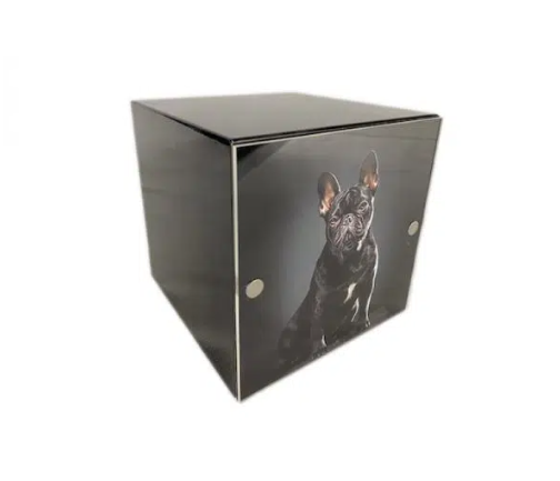 Aromatic Ceder Urn